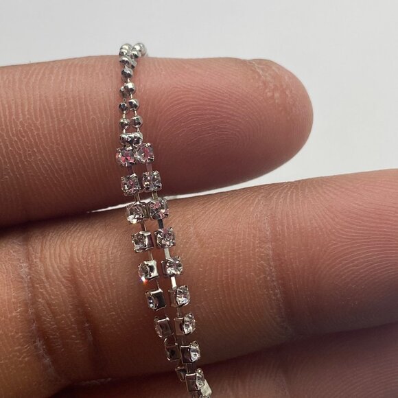 Paparazzi Jewelry All Dolled Up White Bracelet Item 149 - Picture 3 of 5